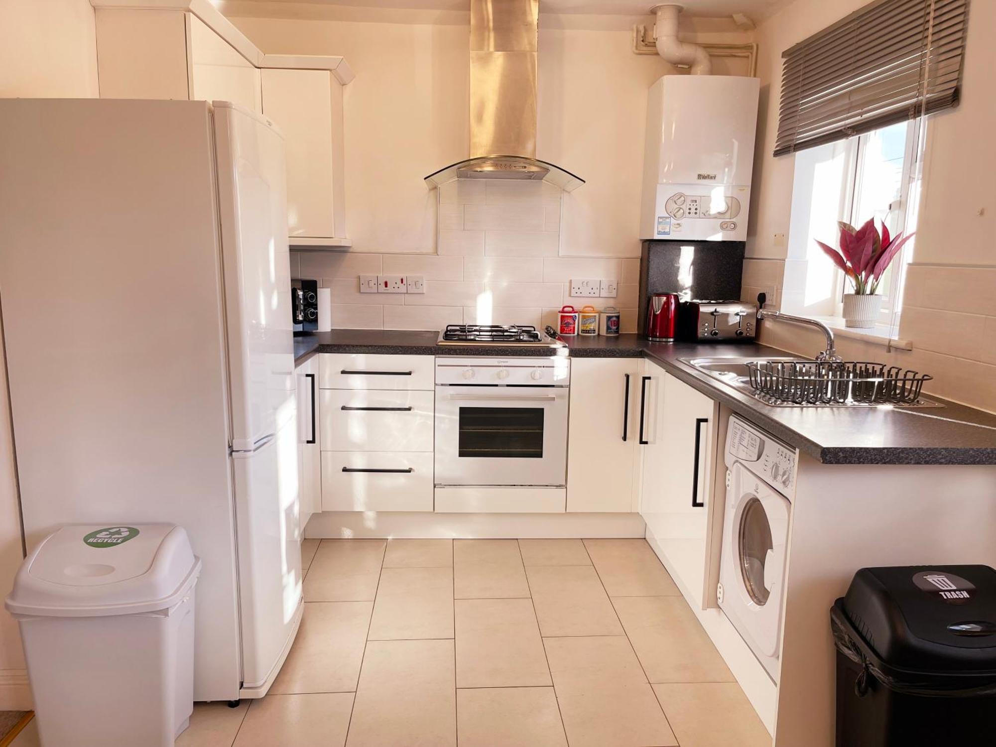 Elegant Serviced With Parking In Apartament Oxford